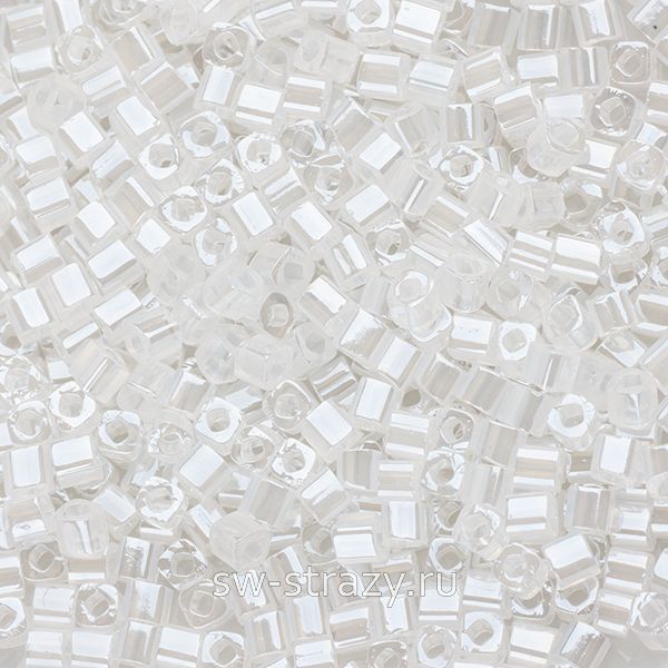 Бисер Cube 1,5 mm #0141 Белый, перламутровый