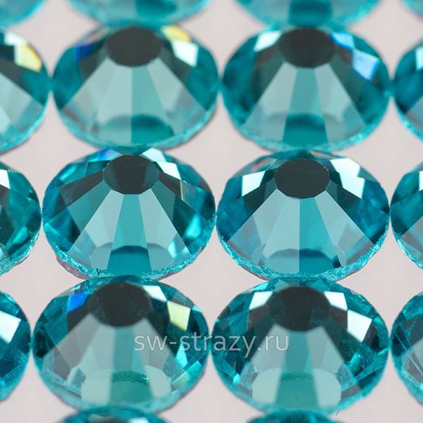 YHB 28 ss16 Light Turquoise F 152